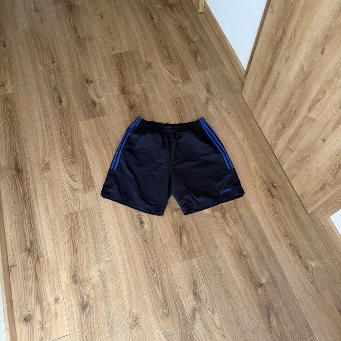 Чоловічі спортивні шорти adidas ( розмір XL)