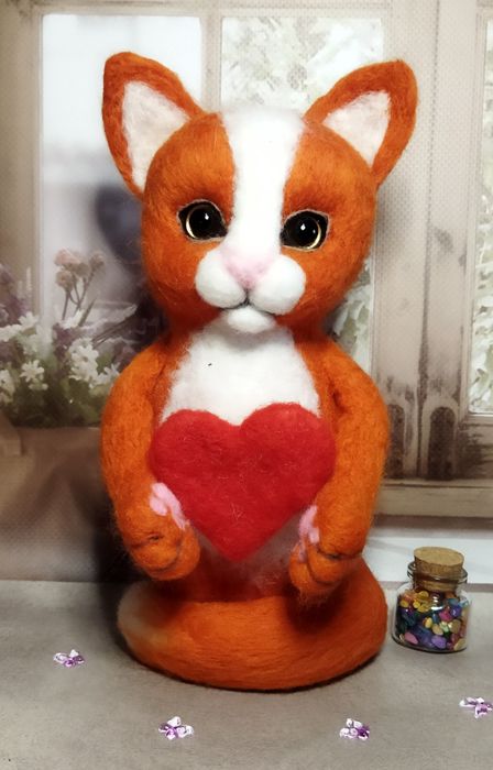 Котики валяні, сердечні подарунки