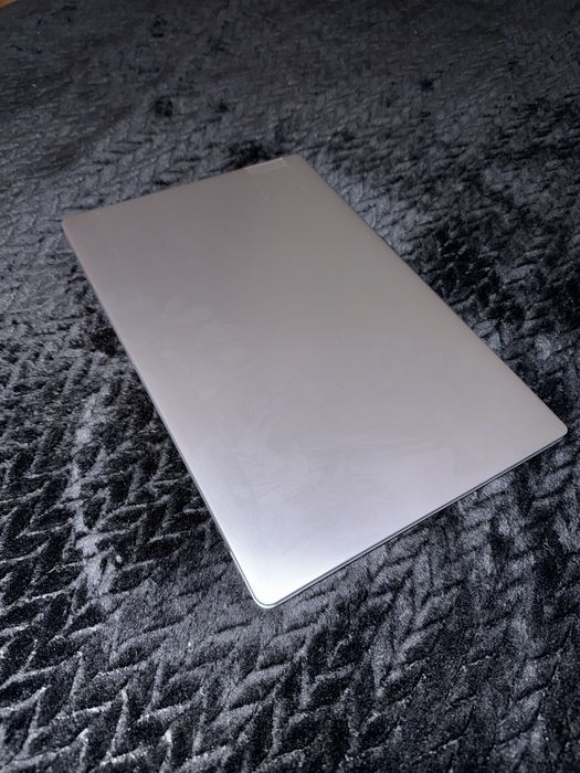 Portátil Lenovo IdeaPad Slim 3