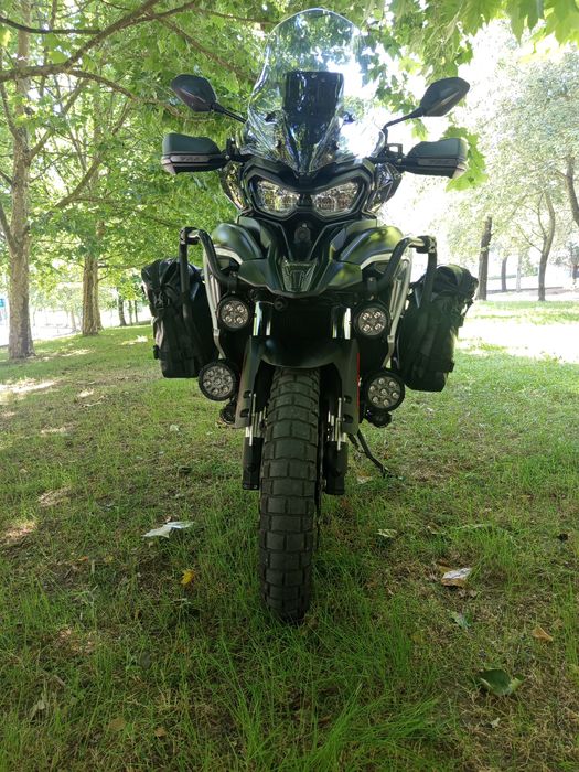 Benelli 702 x ano