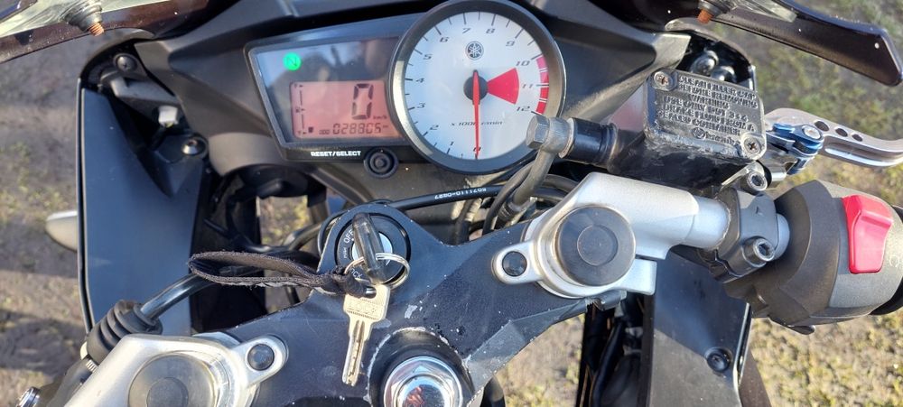 Motocykl Yamaha YZF r125