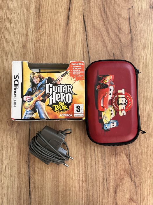 Nintendo DS Lite + Guitar Hero On Tour completo + acessórios + bolsa
