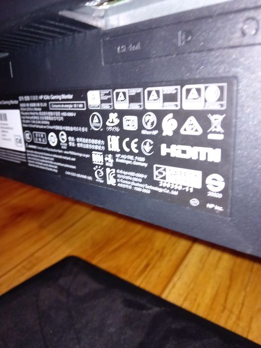 Monitor hp  2021 uszkodzony
