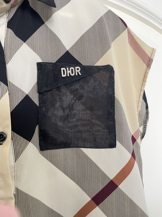 Шикарний жіночий костюм DIOR — біла класика стилю!