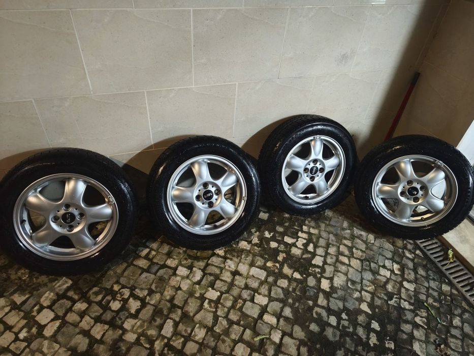 Jantes Mini 15 4x100 com pneus