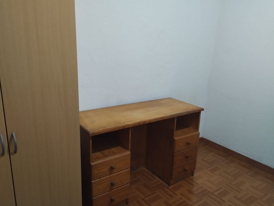 Quarto nos  olivais