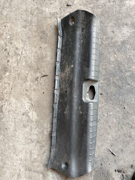 Пластик багажника Авео т200