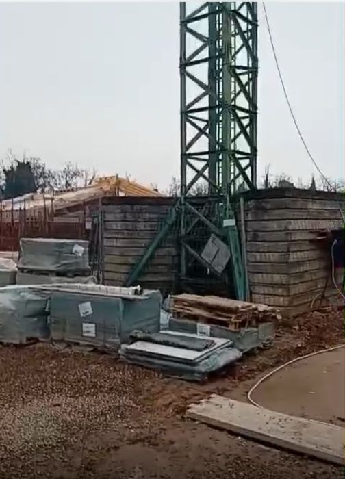 Simma GT 114 , Баштовий кран Potain