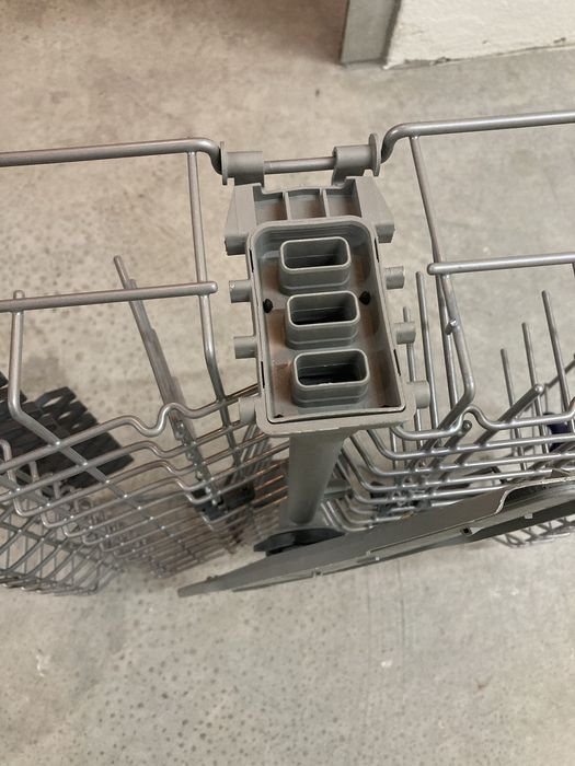 Cesto máquina lavar loiça Beko