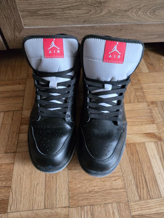 Air Jordan 1 Mid SE