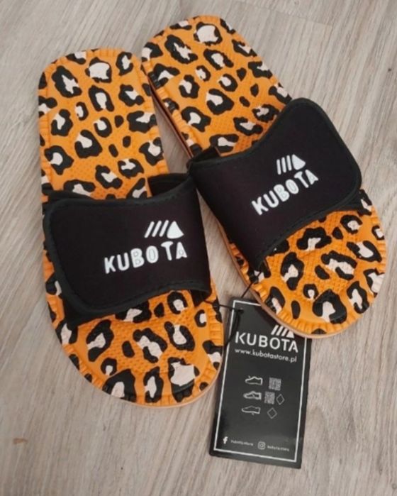Mega okazja kapcie klapki Kubota 38 Nowe !