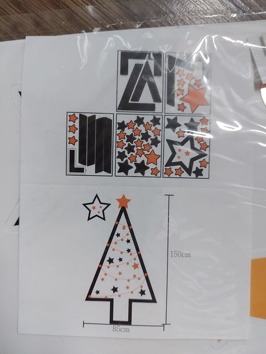 Ozdoba choinka na papierze