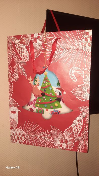 Пакет паперовий подарунковий