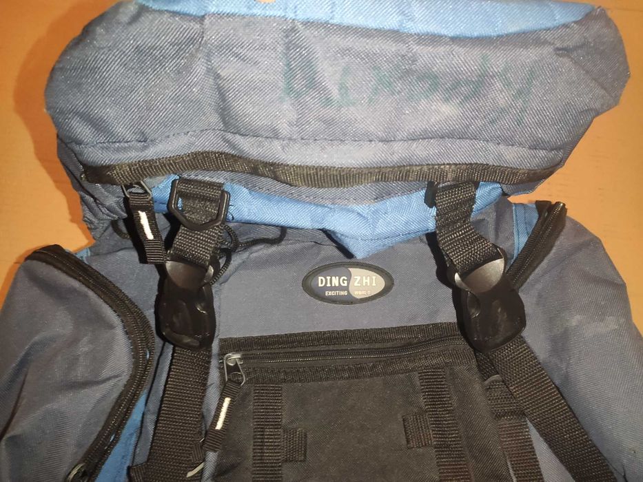 Рюкзак вмісткий 7 карманів заміри на фото