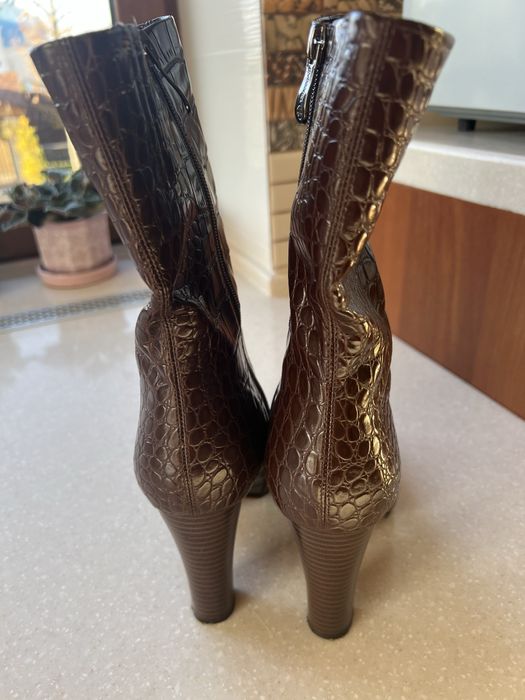 Продам черевички, ботинки, полусапоги розмір 38