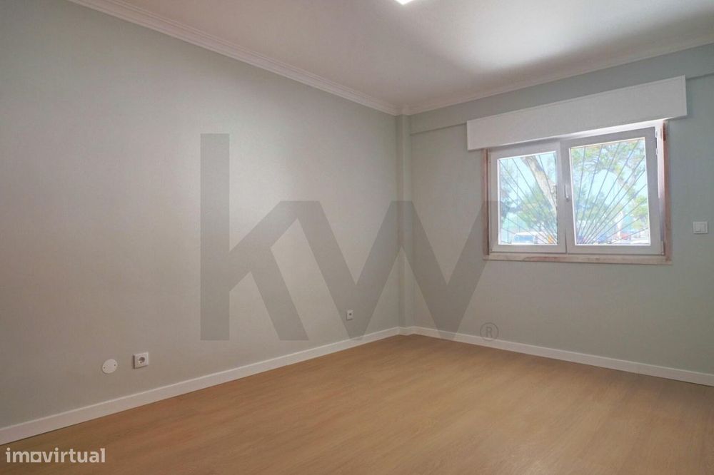 Apartamento T2 Totalmente Remodelado na Quinta do Rosário/Costa da Gui