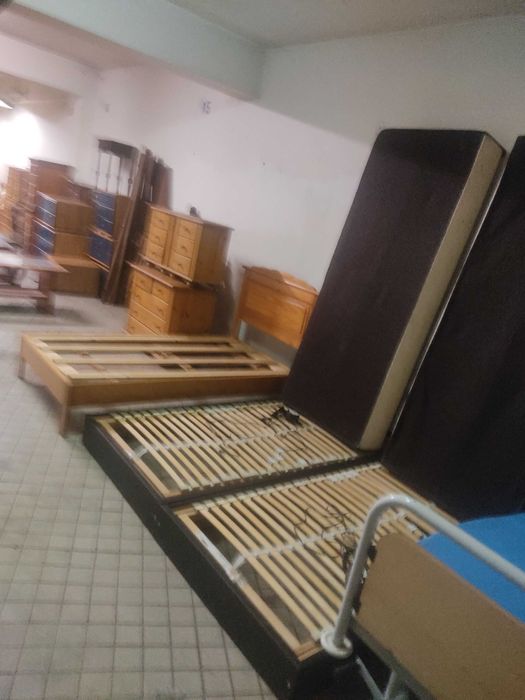 Estantes/Vitrines/comodas/Credencias Antigas