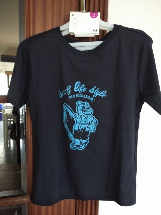 T-shirt nova tamanho 8 anos