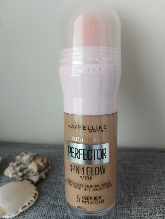 Maybelline New York  1,5 light medium, 20 ml Instant Perfector 4in1