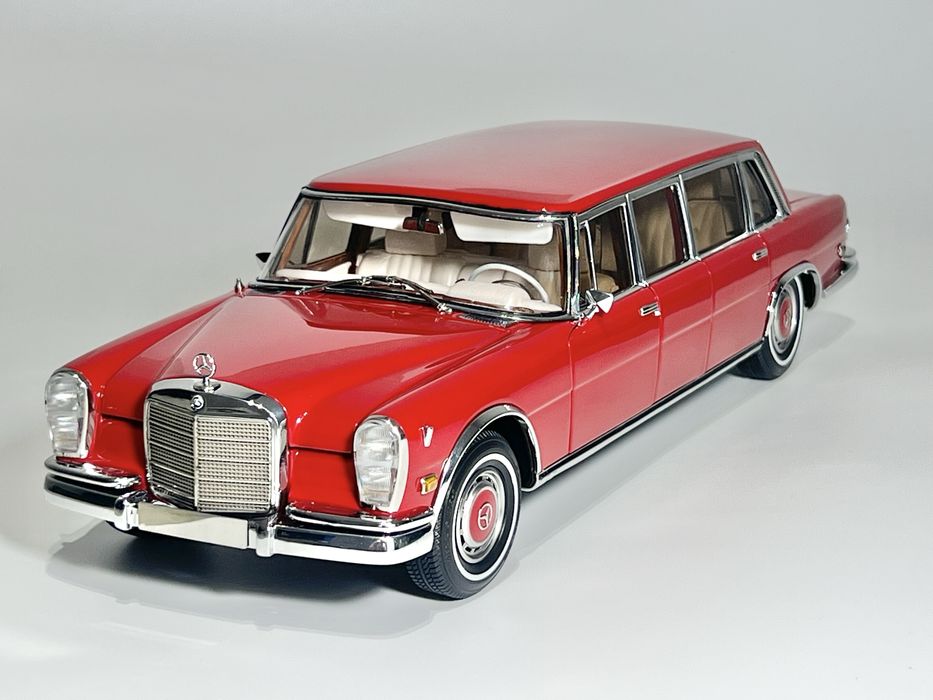 Mercedes Pullman W100 CMC 1/18