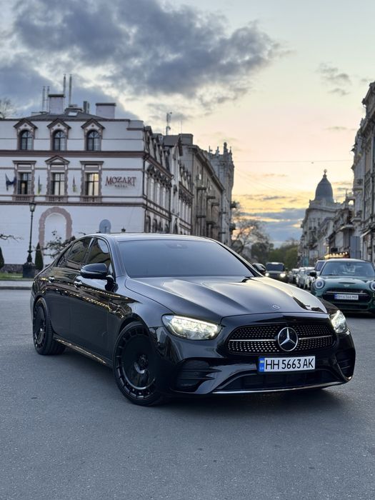 Mercedes-Benz E350 2022