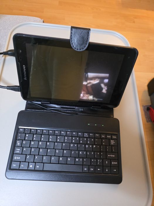 Tablet Lenowo 7 cali