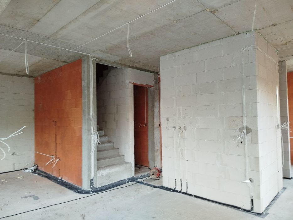 Budowa domów, stany surowe , płyty fundamentowe, stropy , szalunki