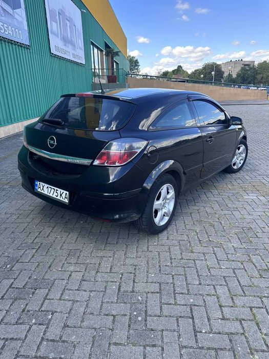 Продам Opel Astra H