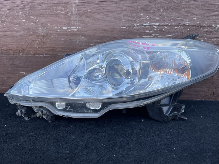 Фара, ліхтар передній Mazda 5 Мазда 5 (04-08)