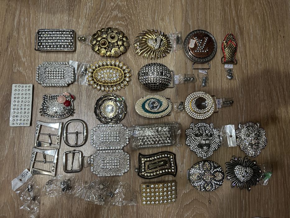 Пряжки на ремень