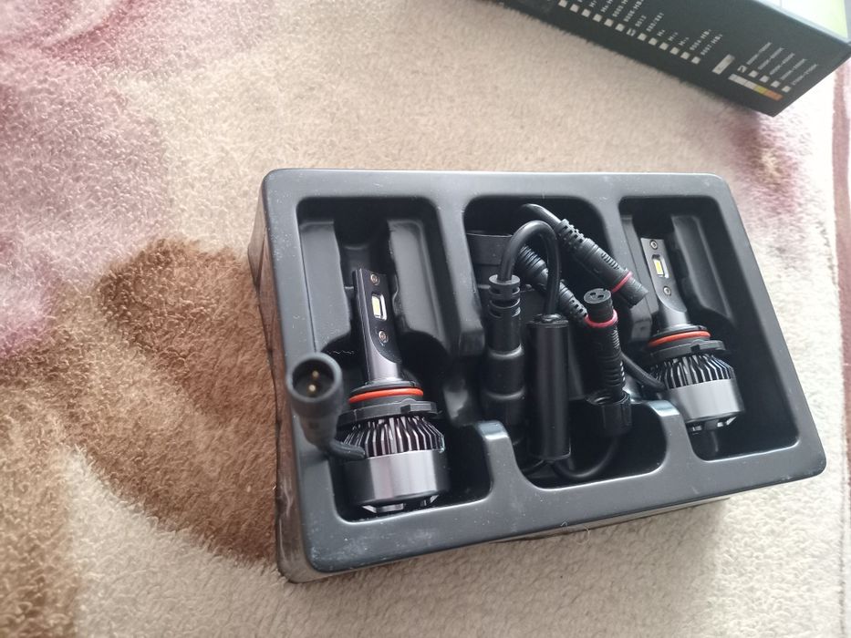 Світлодіодні лампи цоколь 9012