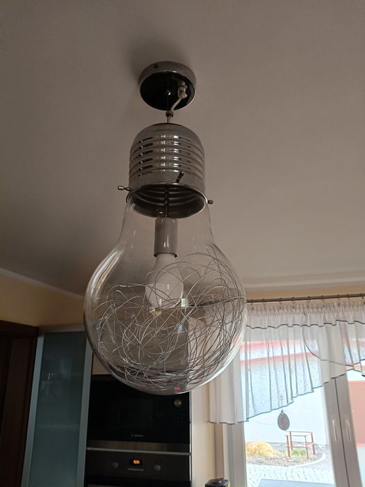 Lampa wisząca  stan idealny