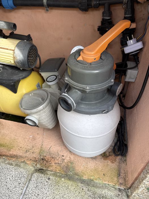 Piscina Desmontavel Bestway 4,57x4,57 com filtro areia de vidro