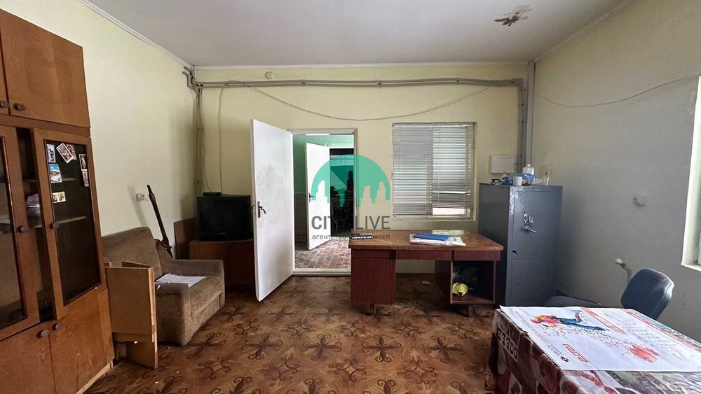 Продаж комерційного приміщення 450м2 вільного призначення(63)