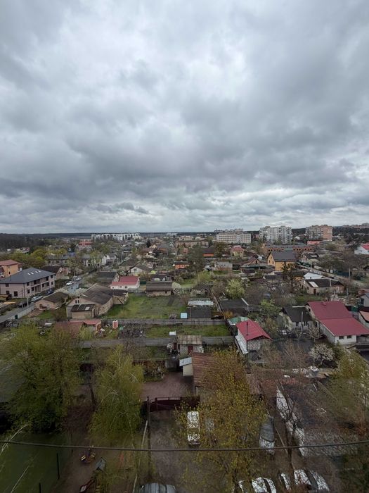 Видова 3-кімнатна квартира в центрі Ірпеня