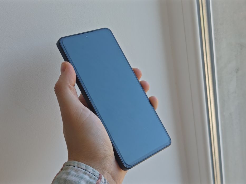 Премиальный японский смартфон Sharp AQUOS R8Pro 2sim, 12/256, IP68