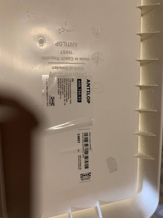 Столик для годування