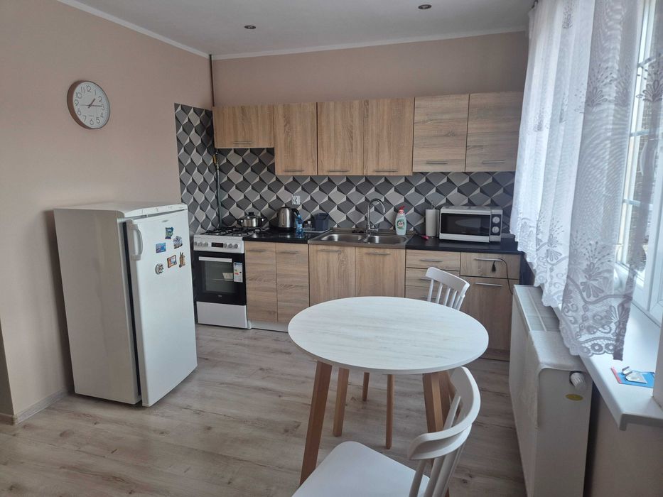 Katowice Dąb – kawalerka na wynajem, 35 m², po remoncie, ul. Dębowa, Spokojna lokalizacja - Widok 2