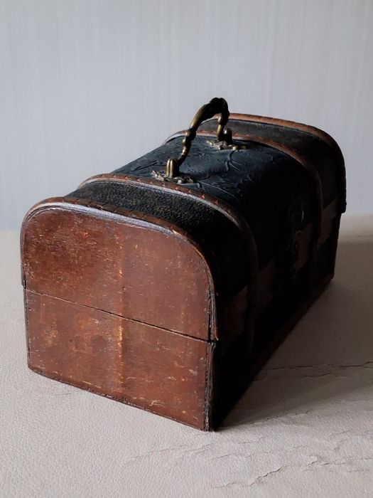 Шкатулочка для девушек.