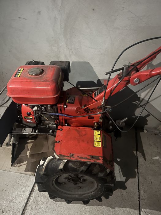 Продам мотоблока з причіпом