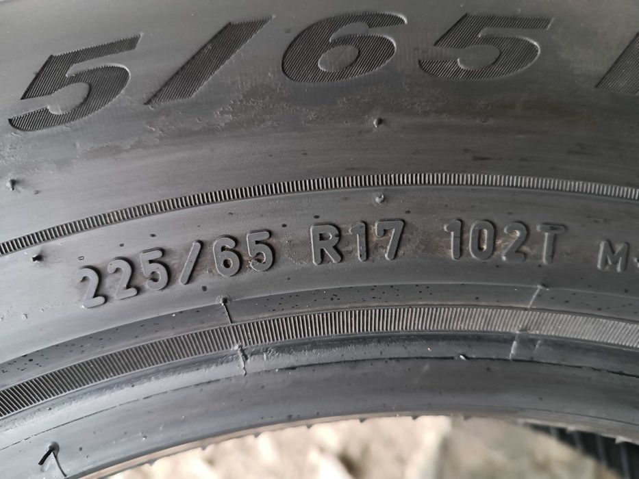 Зимові шини 225/65 R17 Pirelli scorpion winter	21рік