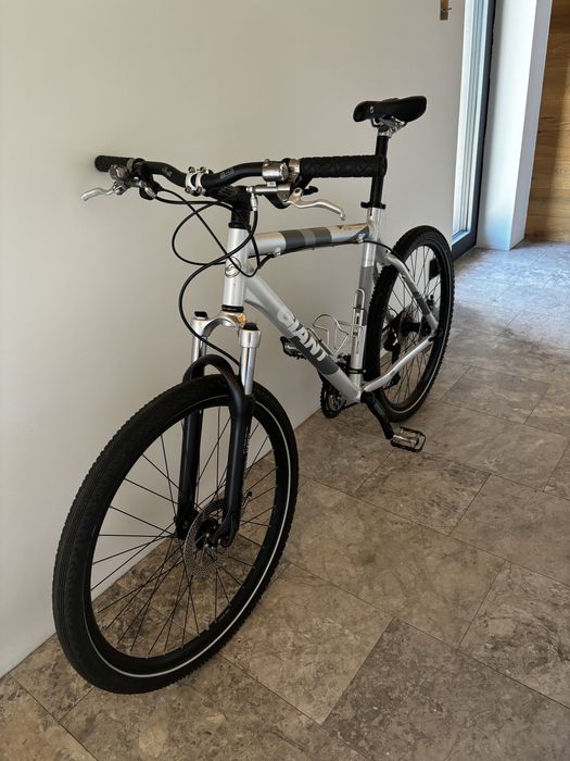 Rower Giant xct sr suntour męski