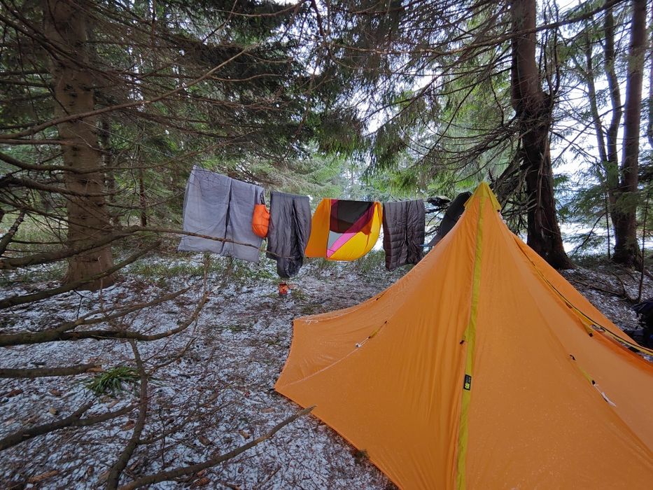 Намет ,піраміда , 860 грам , легкохідна палатка