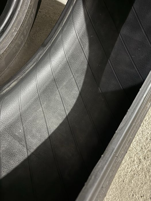 Pneus Michelin Sport 5 / 245/45 r18