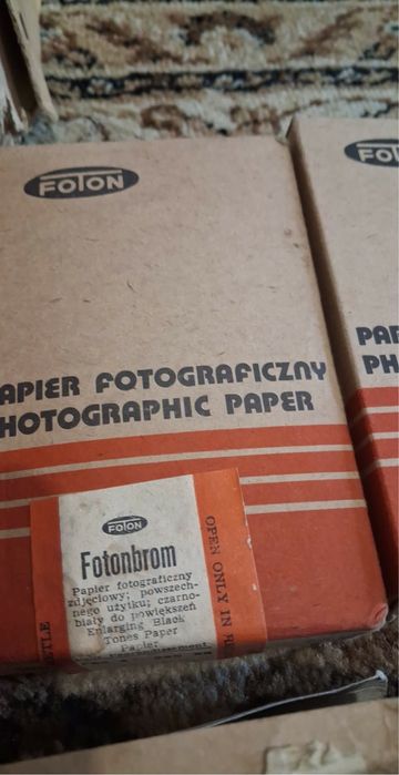 5 papierow fotograficznych czarno bialych