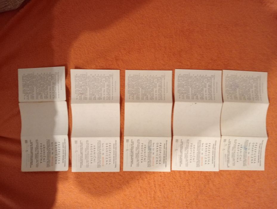 Graniczna przepustka kontrolera paszportowego WOP PRL-CSSR 1976-80 rok