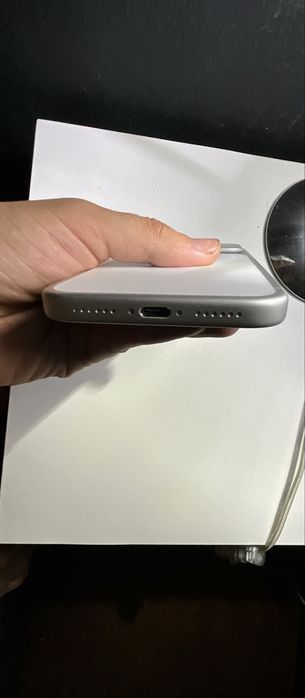 Vendo iPhone 17 pro max silver