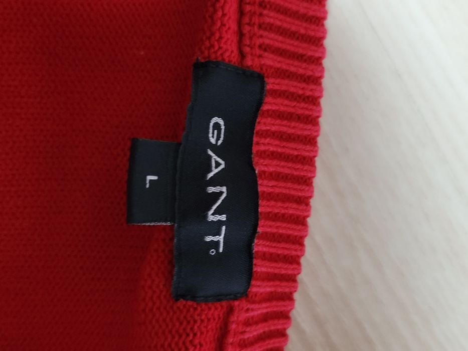 Sweterek męski w serek Gant L czerwony 100% bawełna elegancki