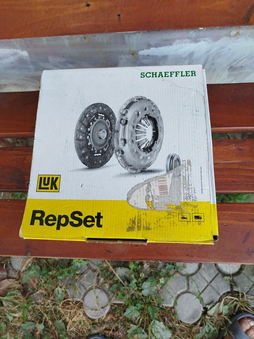 Комплект зчеплення на Golf 4 1,4, SKODA OCTAVIA, SEAT TOLEDO, VW BORA