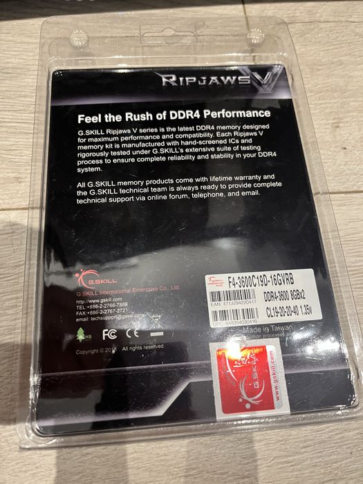 Pamieć RAM: G. Skill Ripjaws V, DDR4, 16 GB,3600MHz, CL19